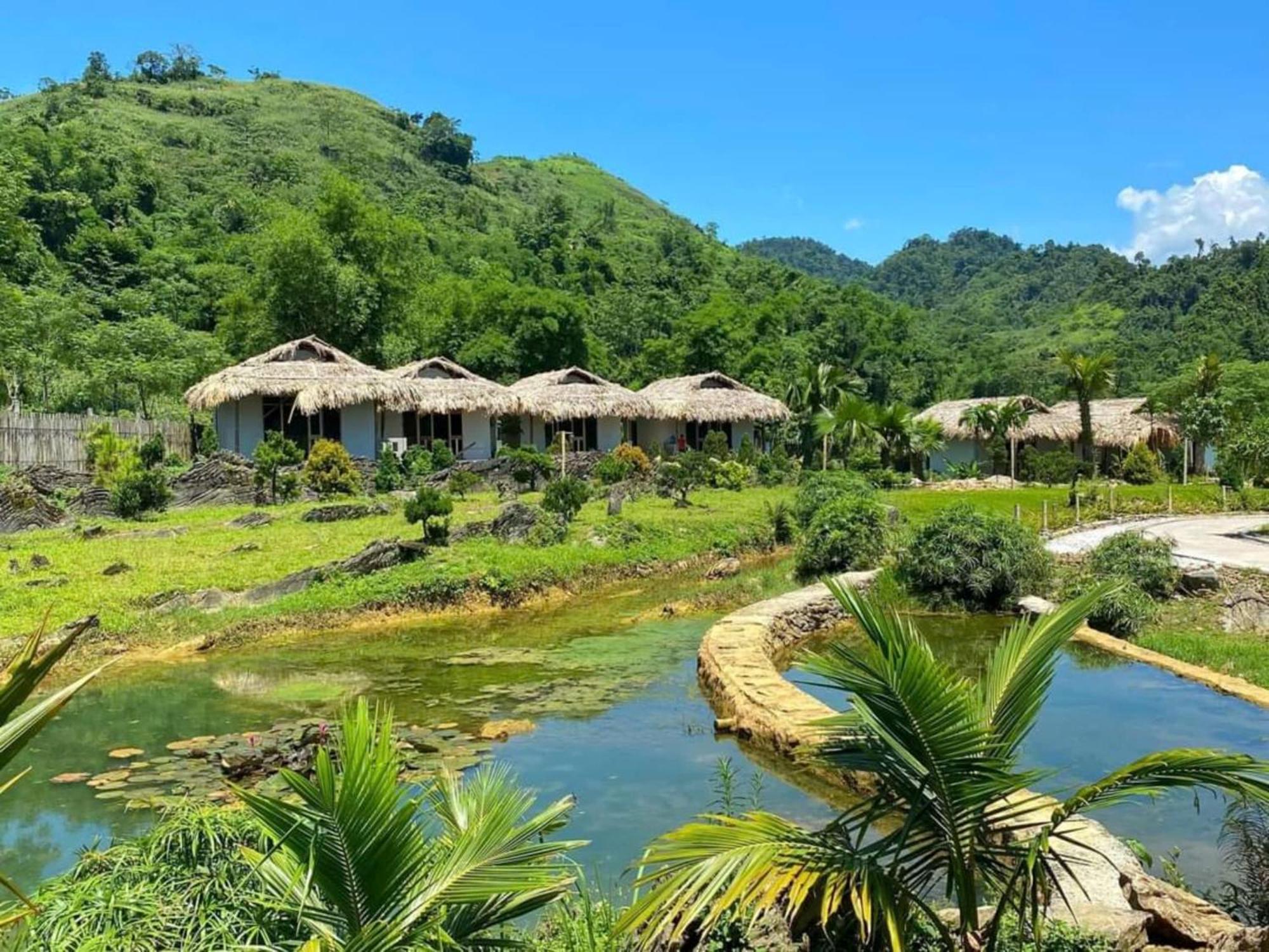 Bakhan Village Resort 마이쩌우 외부 사진
