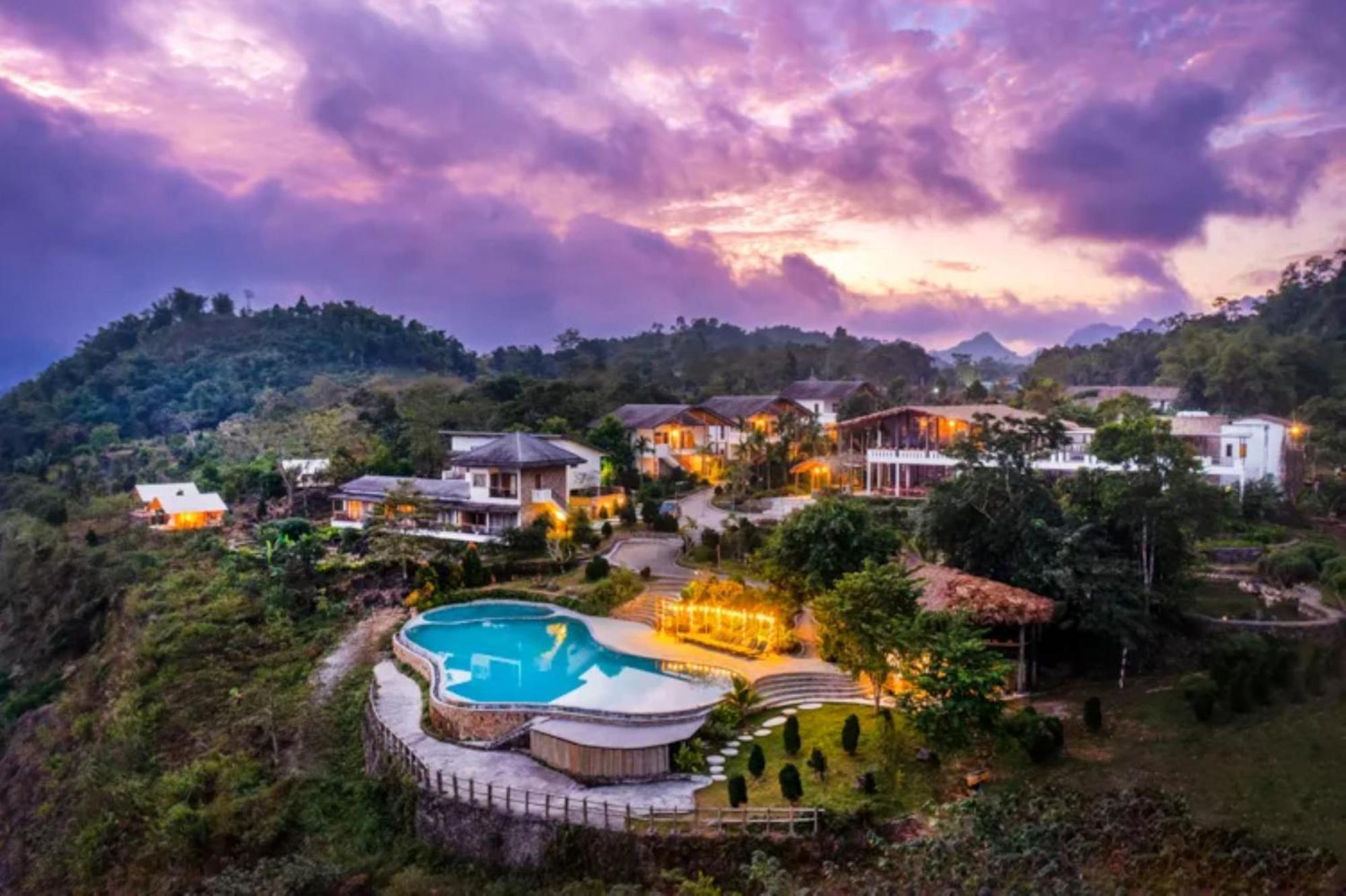 Bakhan Village Resort 마이쩌우 외부 사진